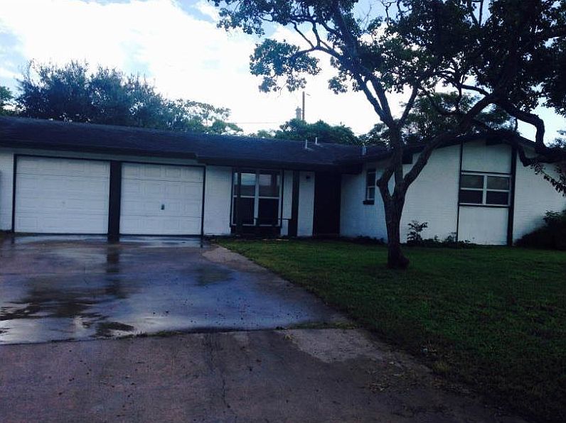 1st image of 3009 Jamaica Dr