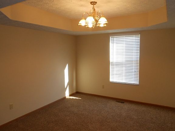 4th image of 1554 Windsong Dr