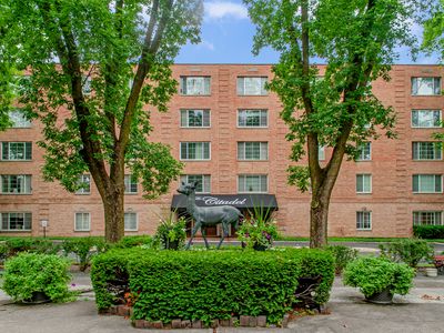1455 Shermer Rd APT 208C, Northbrook, IL, 60062