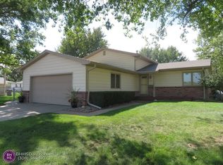 323 E 22nd St, Grand Island, NE 68801