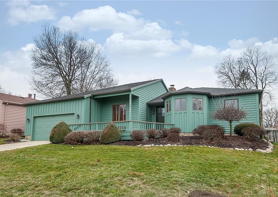 1st image of 20 Colony Park Dr