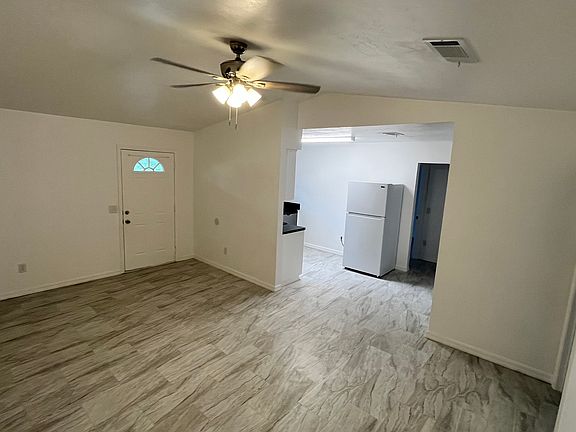 5th image of 708 NE 9th Ave #708