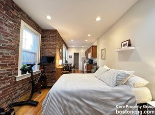 3 Thacher Ct APT 6, Boston, MA 02113