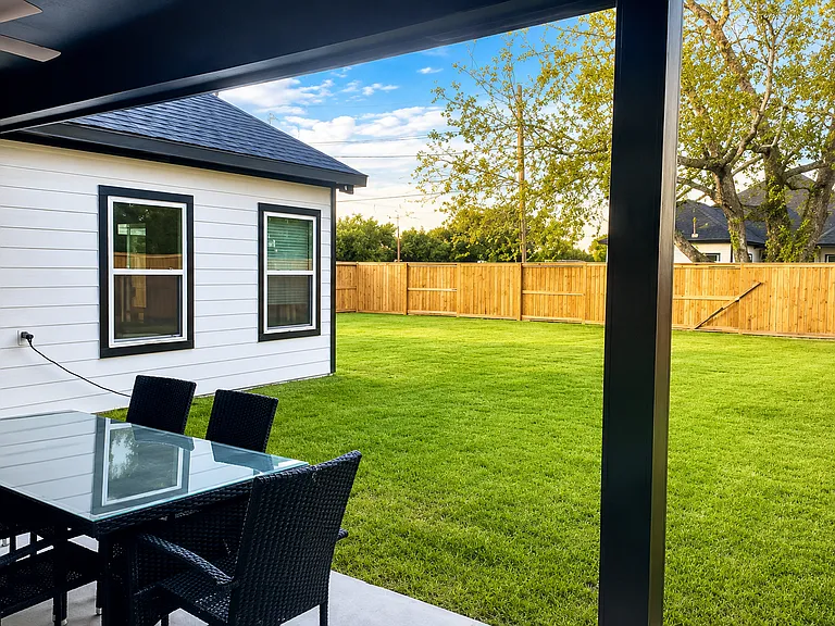 5103 Cortelyou Ln — Photo 4