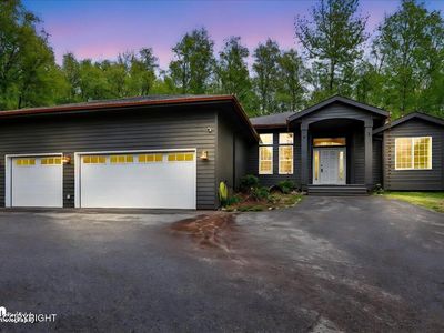 1110 E Esty Cir, Palmer, AK, 99645