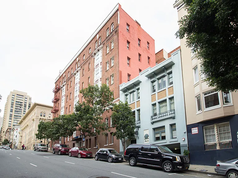 828 Jones — Photo 9