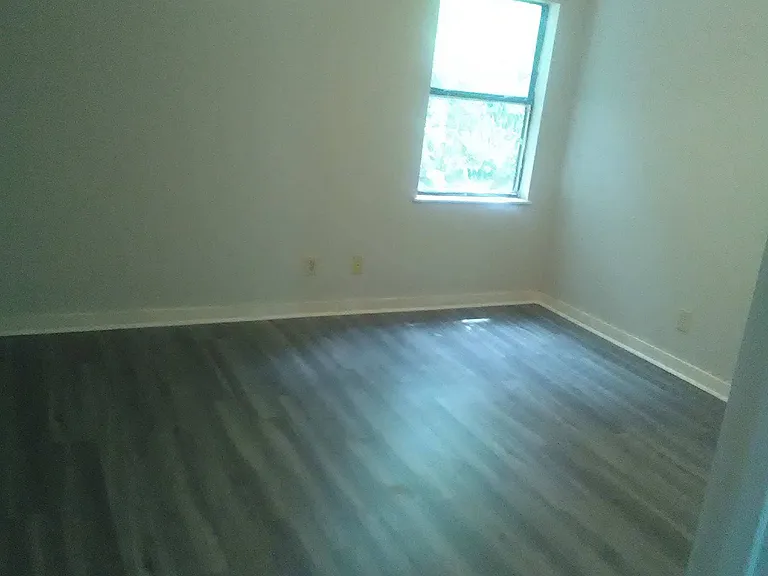 1842 Nina St — Photo 4
