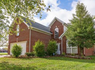 16412 Snaffel Bit Ct, Louisville, KY 40245
