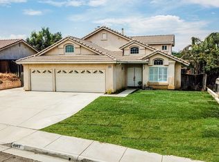 6853 Sundown Dr, Jurupa Valley, CA 92509