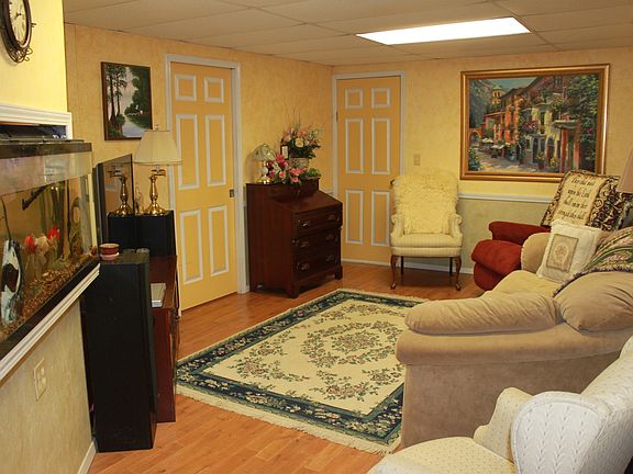 Family Room with  Fish Tank