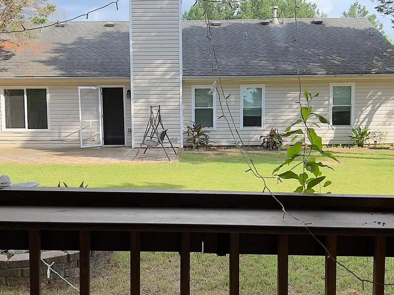 920 Grace Dr — Photo 18