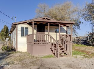 102 E Bayberry Dr, Paulden, AZ 86334