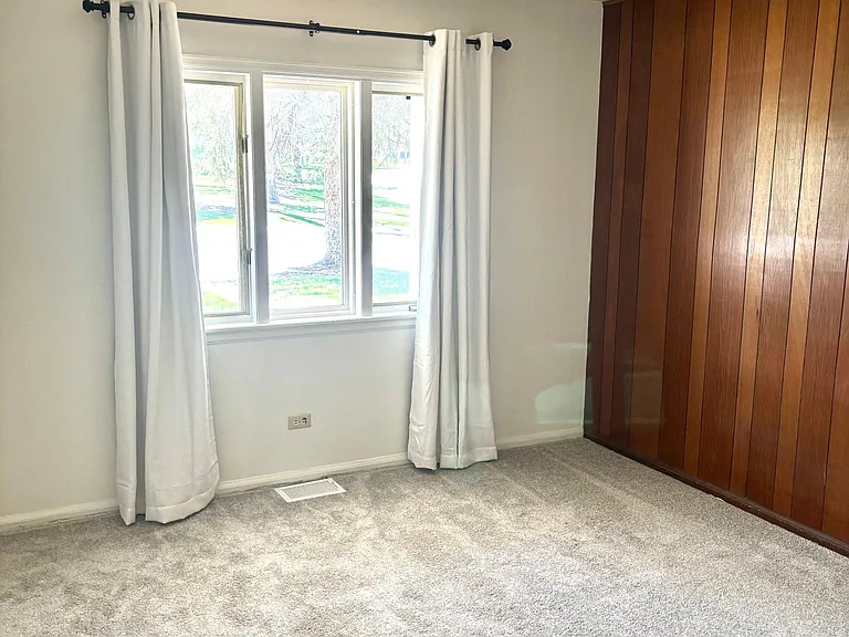 4401 Highline Pl — Photo 7
