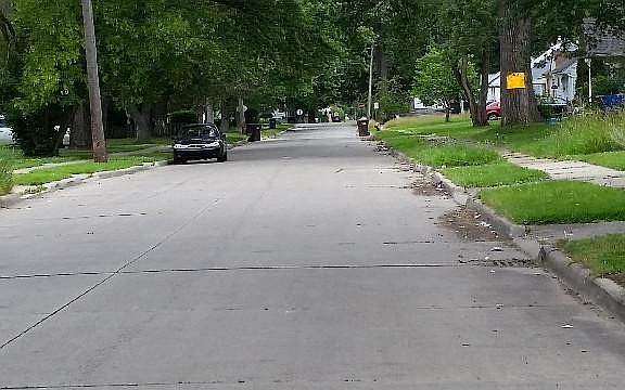 4th image of 28640 Glenwood St
