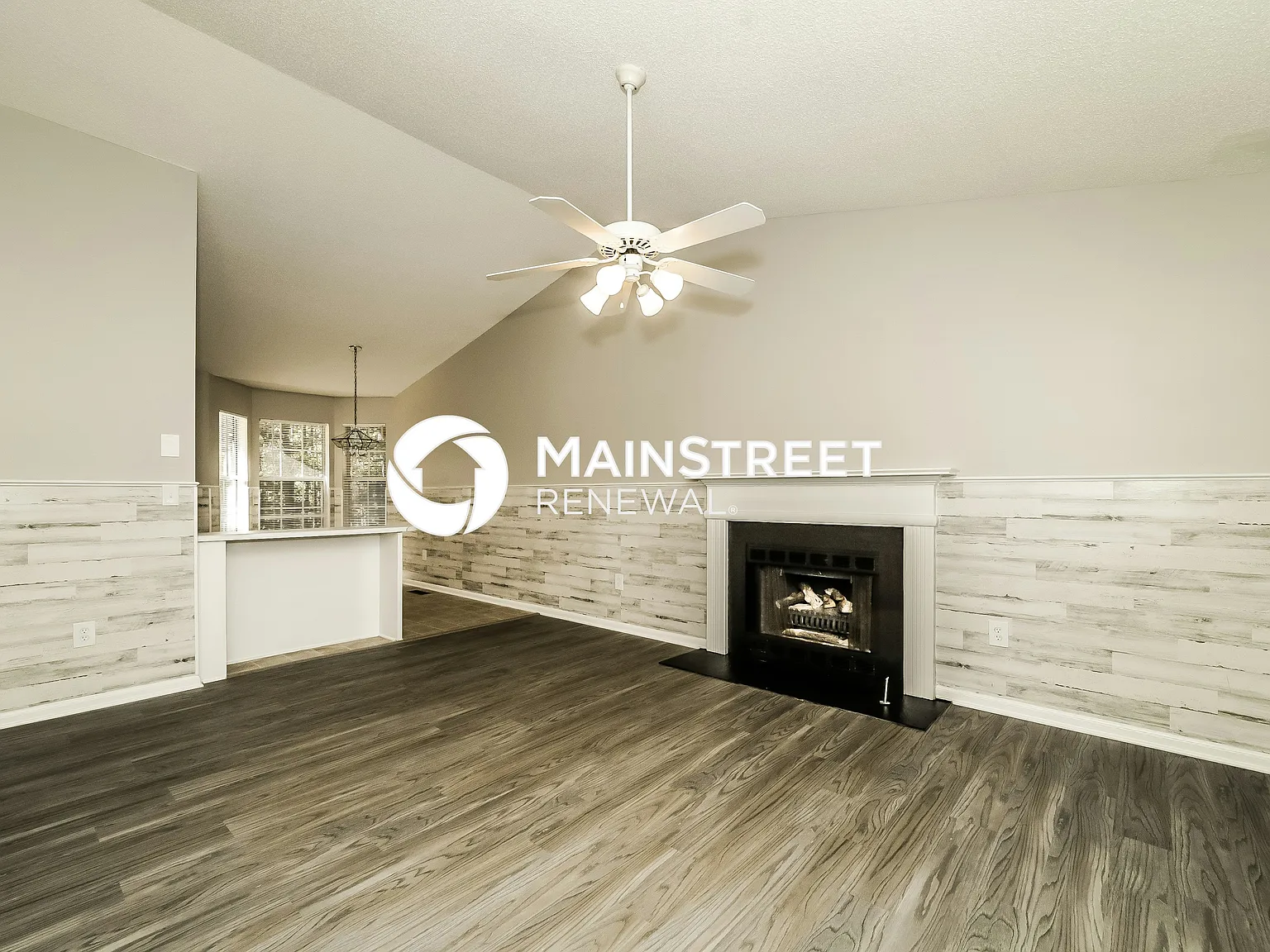 33 Daisy Ln — Photo 3