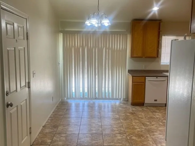 6627 Smoketree Ave — Photo 60