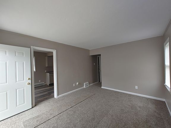 2nd image of 9947 Abington Ave