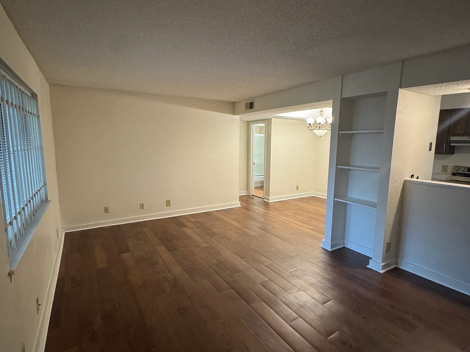 1 bed, 738 sqft, $900 — Photo 1