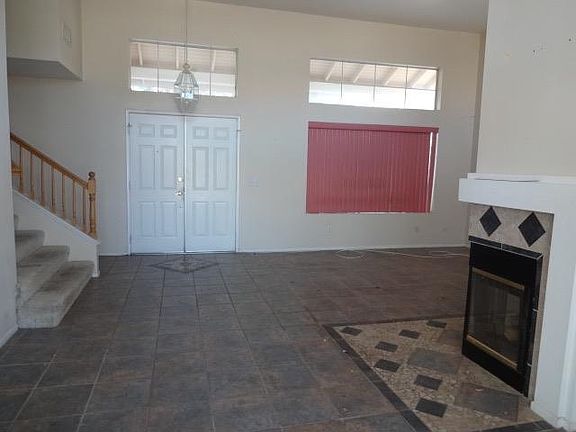 5th image of 22606 Cuyama Ct
