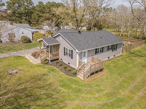 2nd image of 28139 Fairway Dr