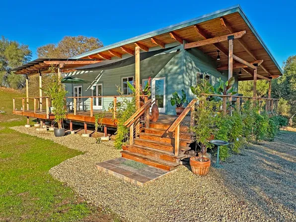 4052 & 4054 Indian Peak Rd, Mariposa, CA 95338