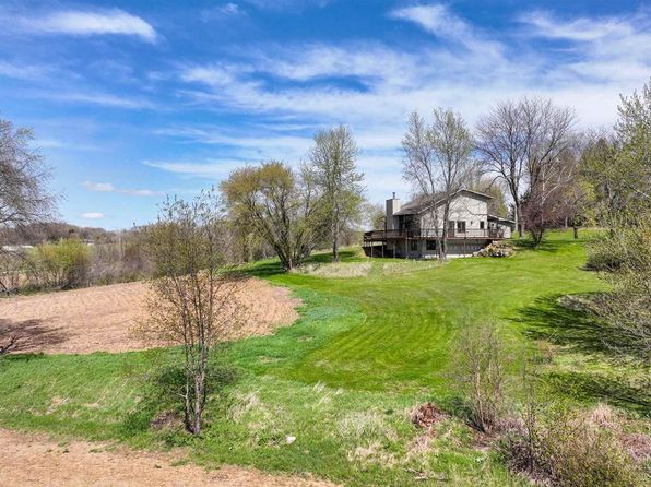 8226 Scott Road, Cross Plains, WI 53528