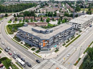 430 Essa Rd #211, Barrie, ON L9J0M1