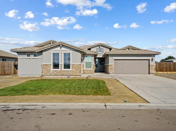 3423 W Kamm Avenue, Dinuba, CA 93618