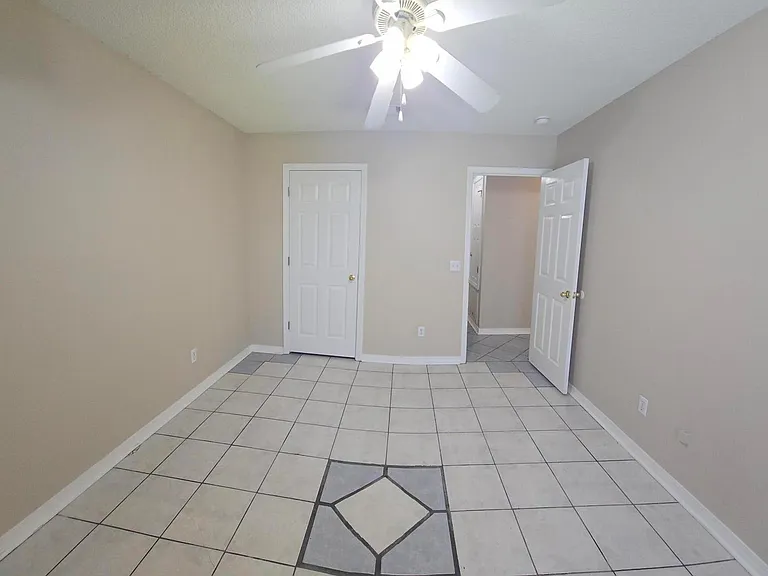 418 Pristine Water Ln — Photo 17