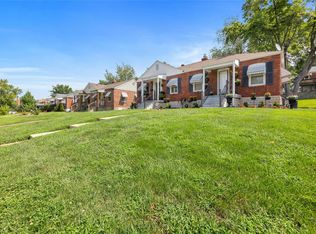 3430 Saint Mark Ln, Saint Ann, MO 63074