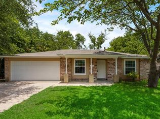 1411 Rambler Rd, Arlington, TX 76014