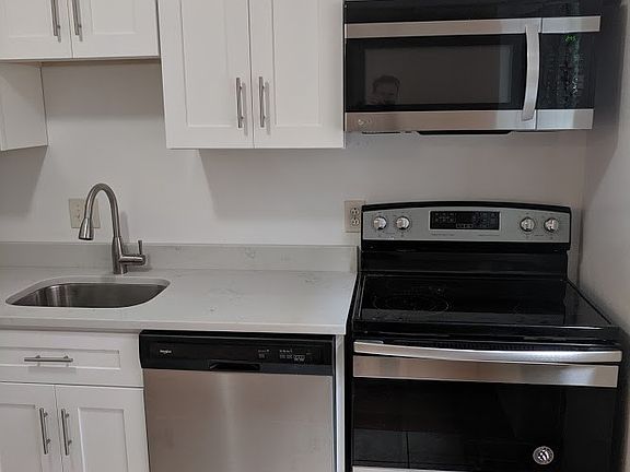 5th image of 730 S Negley Ave APT 30
