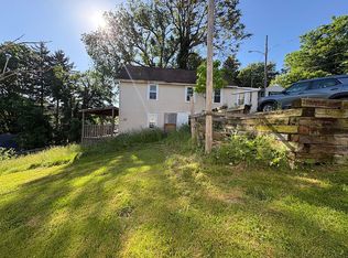 2 Bell Ave, Washington, PA 15301