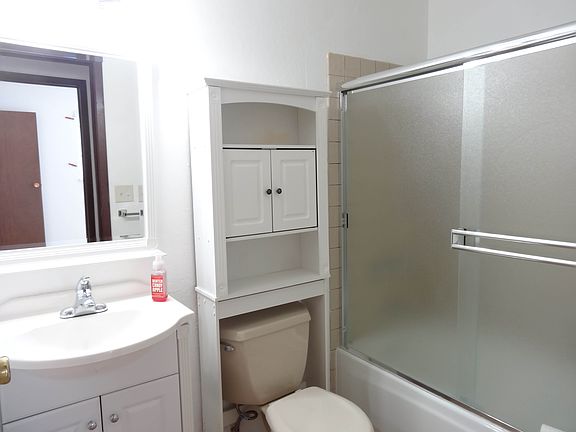 4th image of 115 Elena Ct