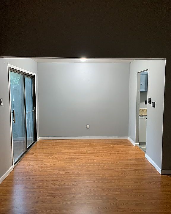 1st image of 53 Willowwood Ct #53