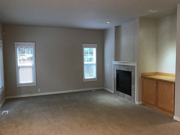 5th image of 476 Newport Way NW