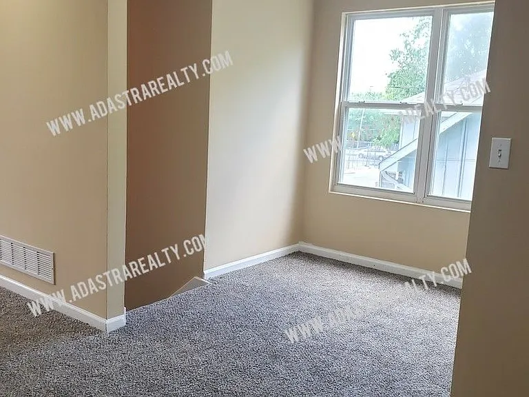 126 S Julia St — Photo 6
