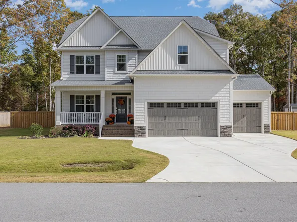 539 Long Grass Dr, Smithfield, NC 27577