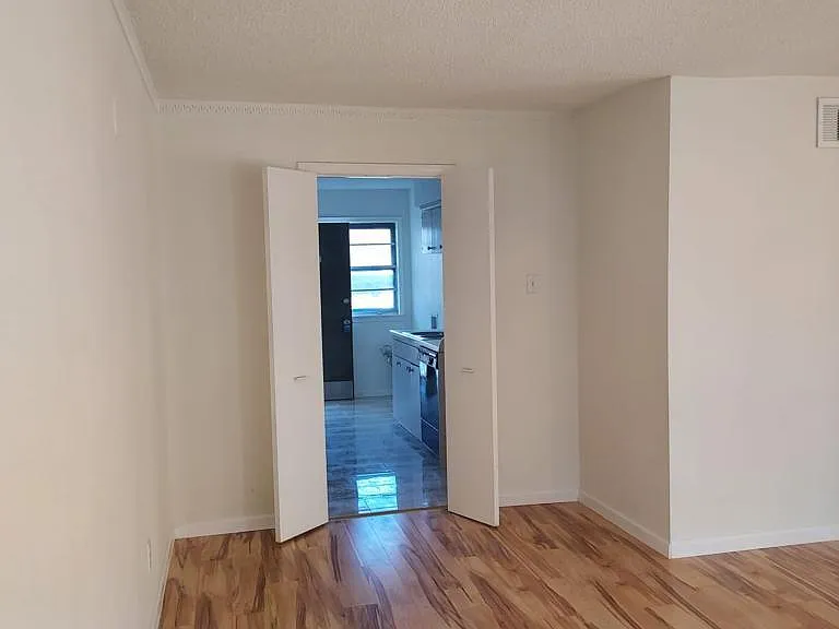 11114 Valleydale Dr #B — Photo 28