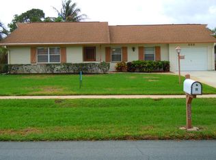 252 SE Villas St, Stuart, FL 34994