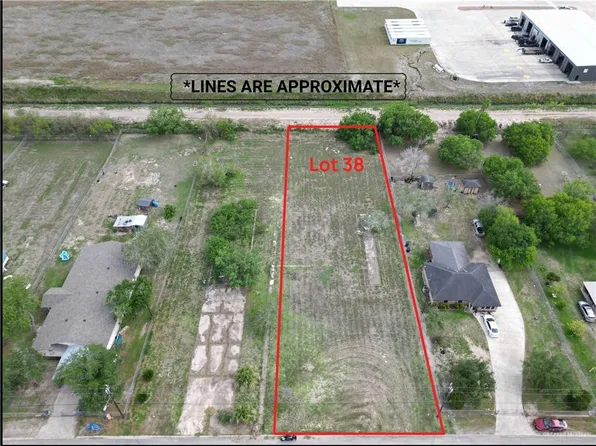 1613 Ash Ave, Mercedes, TX 78570