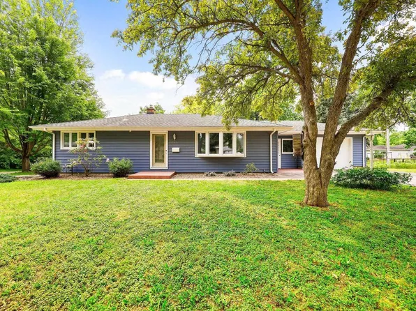 605 Douglas Trail, Madison, WI 53716