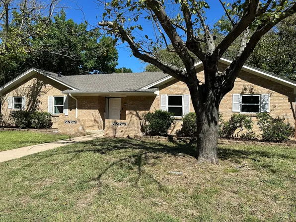 3213 Mimosa Dr, Sherman, TX 75092