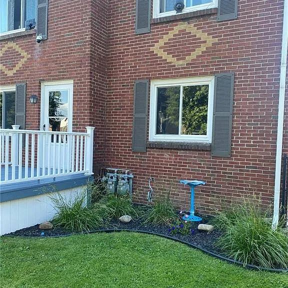 78 Kirkwood Dr — Photo 2