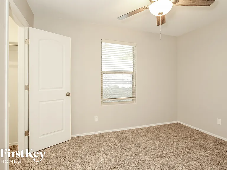 16570 W Sierra St — Photo 11