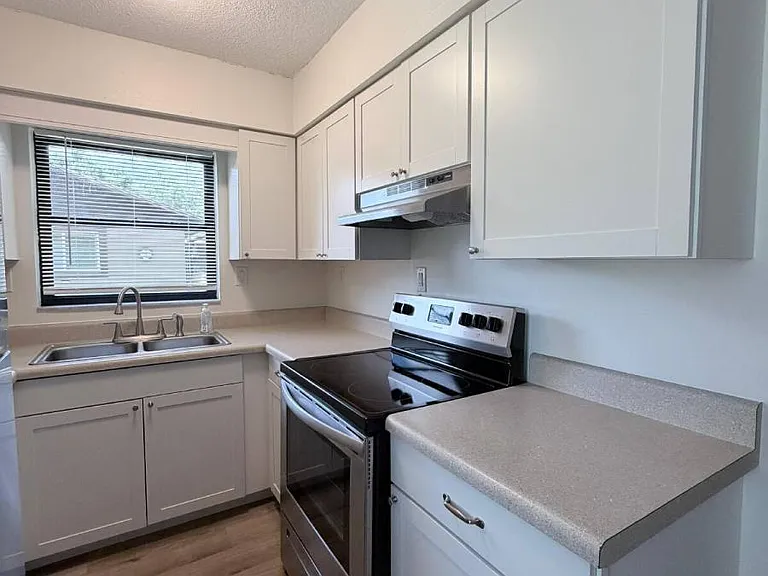 11 Bahia Court Loop — Photo 10
