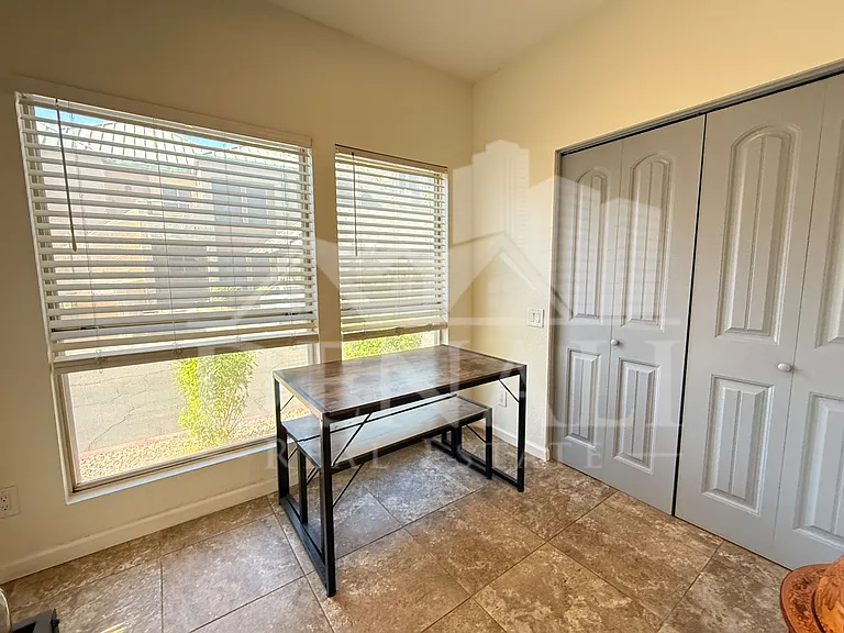 101 N 7th St #160 — Photo 13