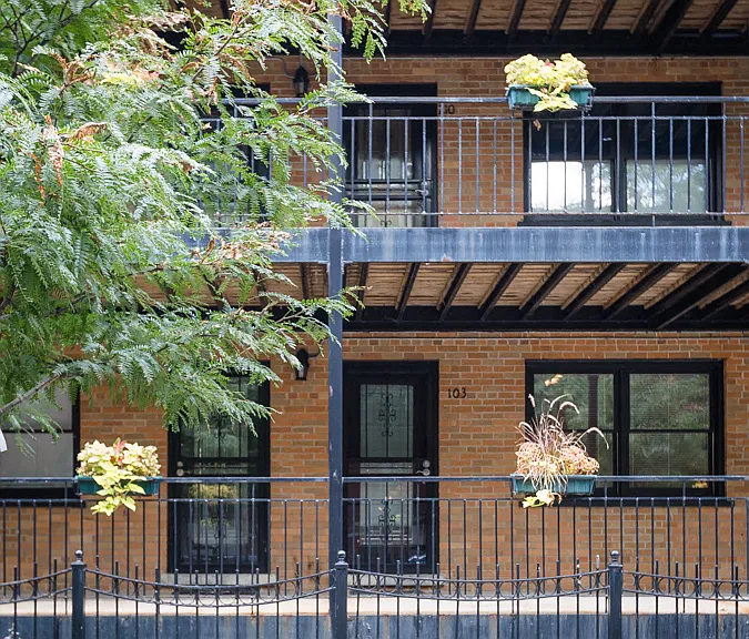 5140 S Kenwood Ave — Photo 2