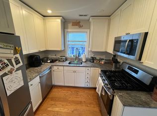 183 River St #2B, Cambridge, MA 02139