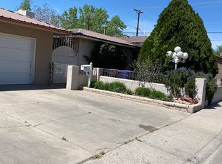 715 10th St SW, Albuquerque, NM 87102